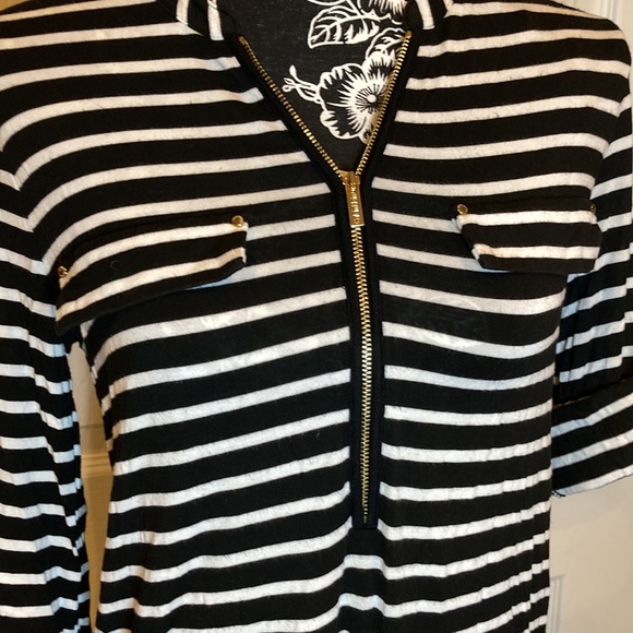 Calvin Klein Stripped Blouse. Size XS - Picture 5 of 8